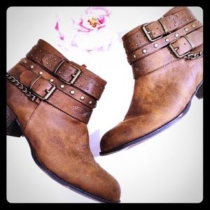 Torrid Booties 12W studded brown